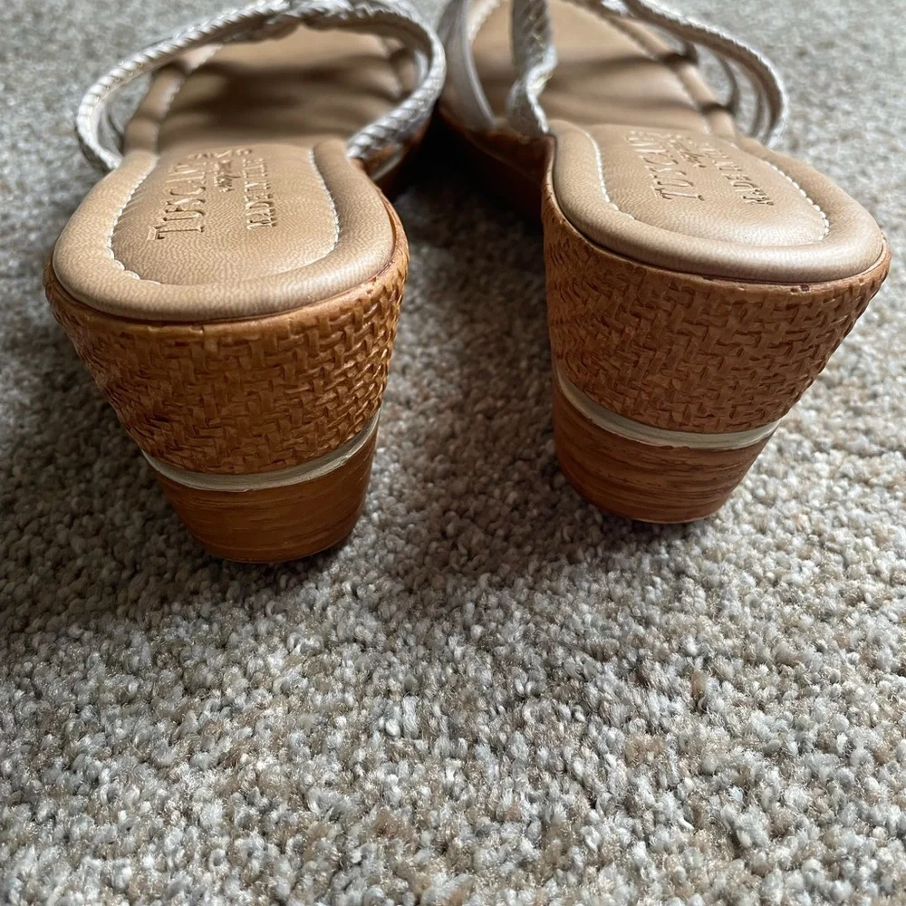 Tuscany by Easy Street Made in Italy Women's Wedge Sandals -white Size 8.5M - Picture 6 of 9